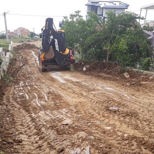 YOL ÇALIŞMALARI DEVAM ETMEKTE